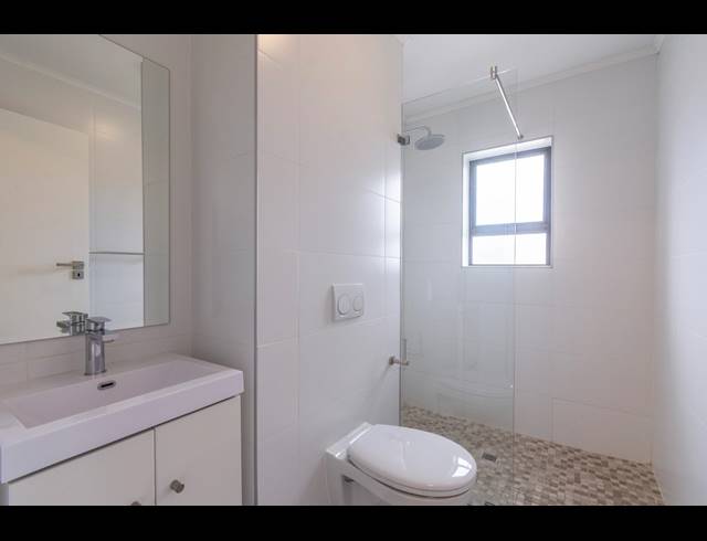 3 BEDROOM APARTMENT TO LET IN OBSERVATORY